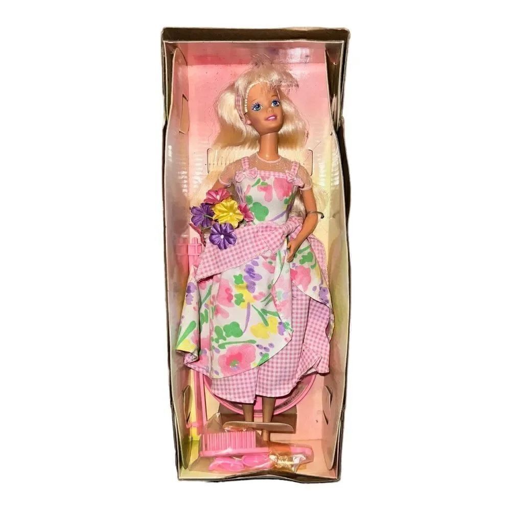 Barbie Spring Petals Barbie Blonde Avon Exclusive 1996 Mattel 16746 New NIB